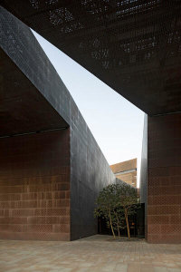 de Young - Cantilever and Tower angles