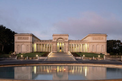 Legion of Honor - A Museum in Lincoln Park at dusk